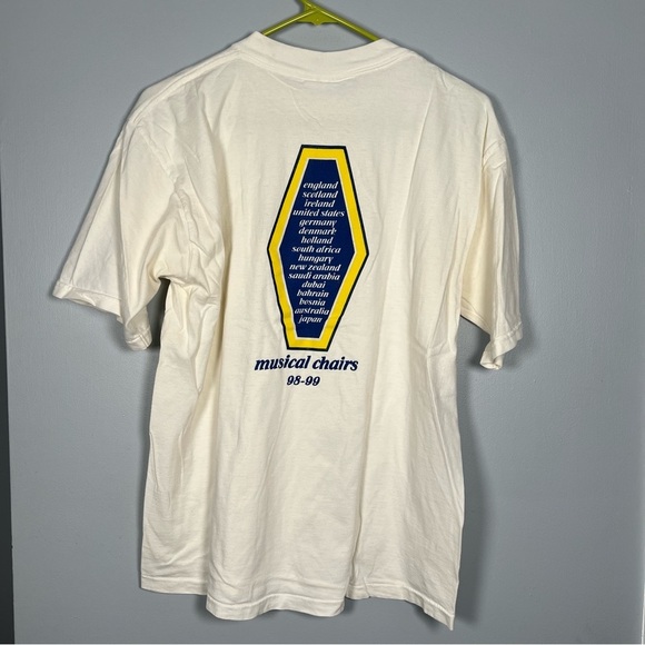 Vintage Hootie and the Blowfish T-Shirt - Picture 2 of 6